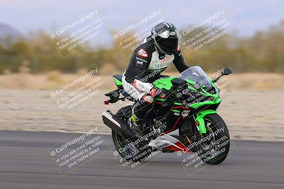 media/Dec-17-2022-SoCal Trackdays (Sat) [[224abd9271]]/Wheelie Bump Turn 3 Exit (235pm)/